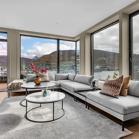 Penthouse In Downtown Tromso New Apartment Exterior photo