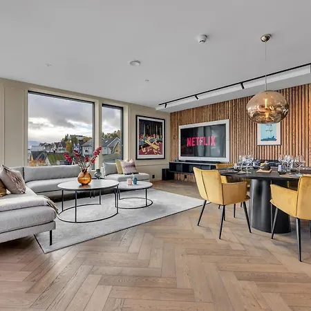 Penthouse In Downtown Tromso New Apartment Exterior photo