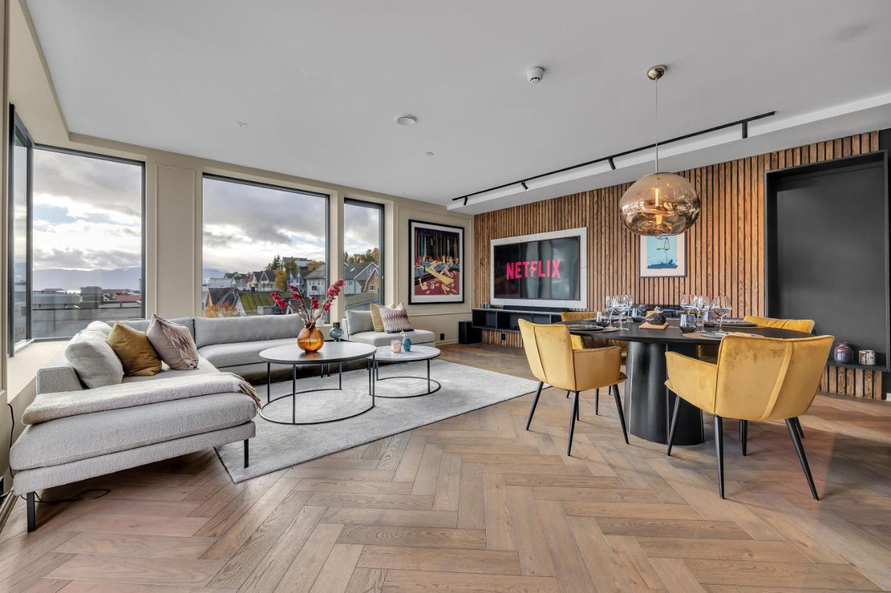Penthouse In Downtown New Tromso